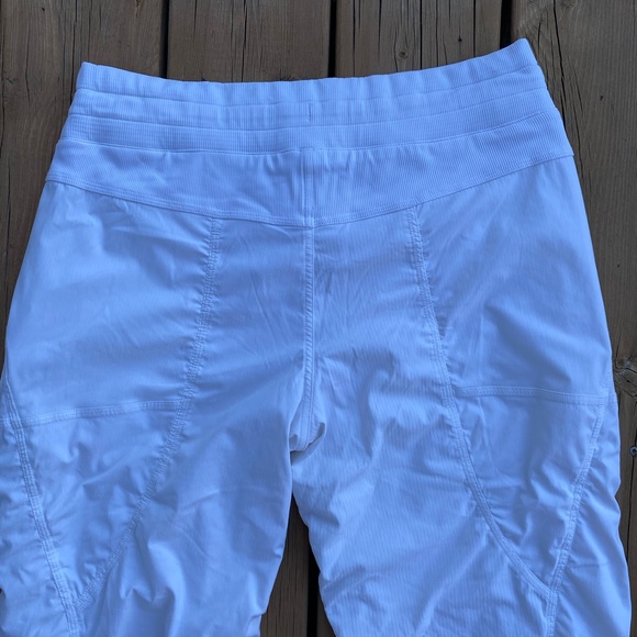 LULULEMON White Lined* Studio Pant II - Picture 6 of 11
